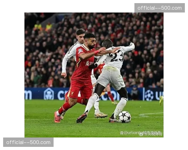 利物浦最贵三人组仅两次同首发 伤病与磨合问题严重影响战力