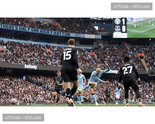 曼城客场三球完胜切尔西 少赛一场紧追枪手争冠悬念重燃